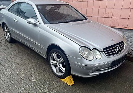 Mercedes-Benz CLK 200 Coupe Kompressor Avantgarde