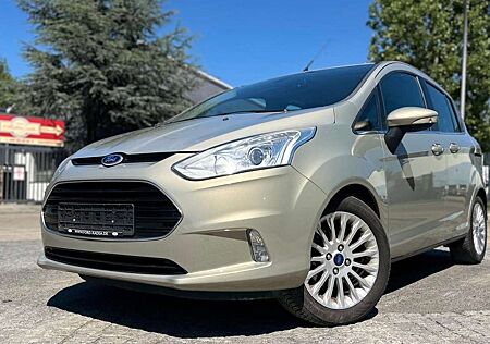 Ford B-Max Titanium