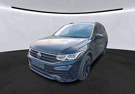 VW Tiguan Allspace Volkswagen R-Line 4Motion2.0TDI DSG Matrix