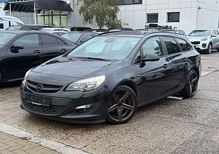 Opel Astra SportsTourer/Neue Motor/SHZ/LenkradHZ/Temp