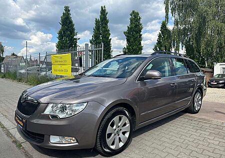 Skoda Superb Comfort,XENON,AHK,SHZ,STEUERKETTE NEU,124.TKM,TOP!