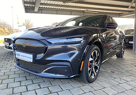 Ford Mustang Mach-E AWD Extendet Range