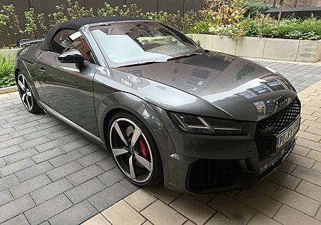 Audi TT RS Roadster quattro S tronic 93.000€NP