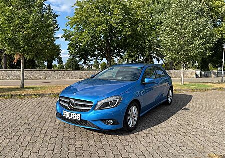 Mercedes-Benz A 200 A-Klasse (BlueEFFICIENCY) Style