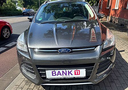 Ford Kuga Sync Edition ALLRAD !!!