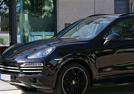 Porsche Cayenne Diesel Platinum Edition