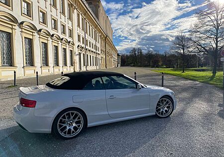 Audi RS5 Cabrio S tronic