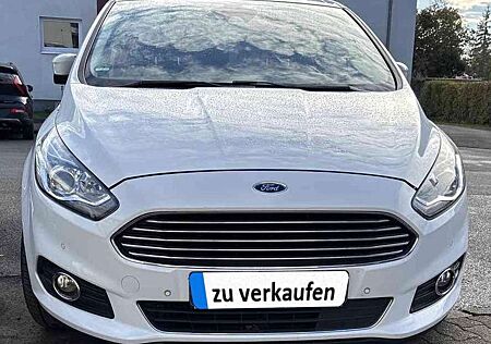 Ford S-Max Diesel 2.0 TDCi Titanium