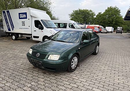 Volkswagen Bora Bora 1.6 Trendline