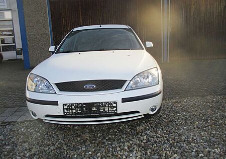 Ford Mondeo 1.8 Turnier Ghia