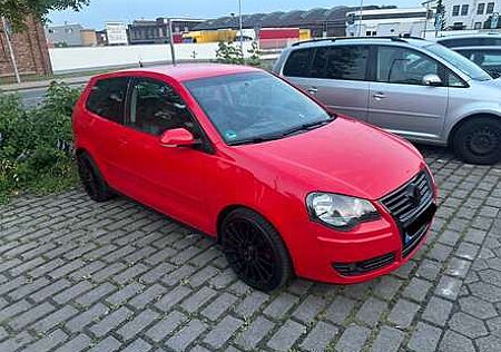 VW Polo Volkswagen 1.9 TDI DPF Sportline