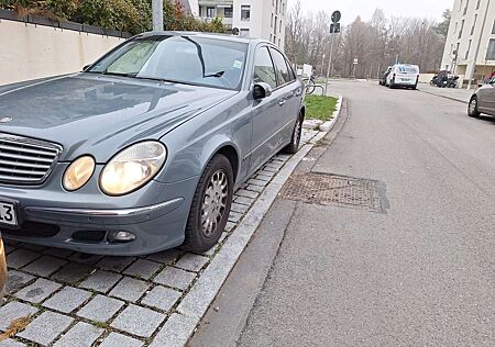 Mercedes-Benz E 200 Kompressor Automatik Elegance