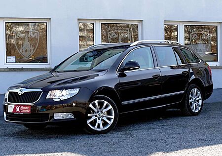 Skoda Superb Elegance 2.0 TDI Leder*Navi*Xenon*AHK*2.Hd