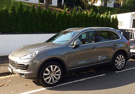 Porsche Cayenne Tiptr.S, Pano-Da,Luftfed,Anhäng,BOSE,SitzHz,Kam