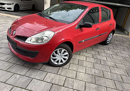 Renault Clio 1.2 16V Guterzustand tüv 03-27 klima ahk