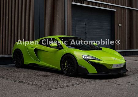 McLaren 675LT Carbon Lift Service