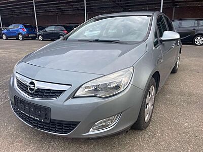Opel Astra J Lim. 5-trg. Design Edition