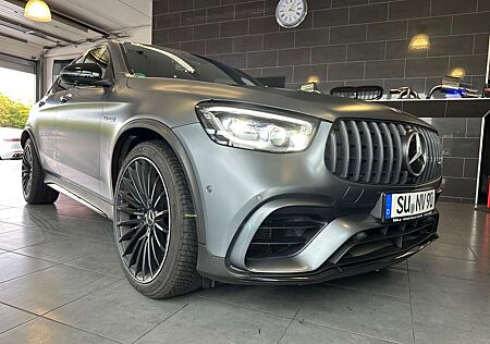 Mercedes-Benz GLC 63 AMG 4Matic Burmester Magno grau Scheckheft