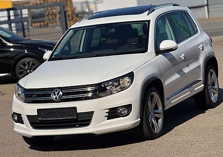 VW Tiguan Volkswagen R Line Sport & Style BMT Panorama