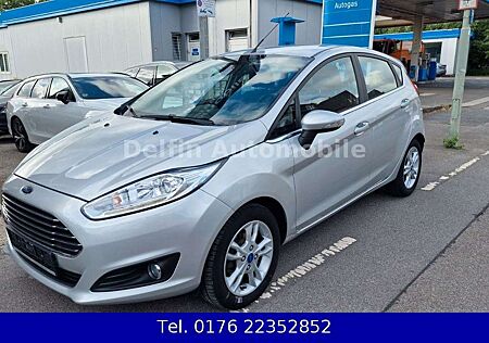 Ford Fiesta Titanium-5Türer-AHK-Klimaautomatik-Alus