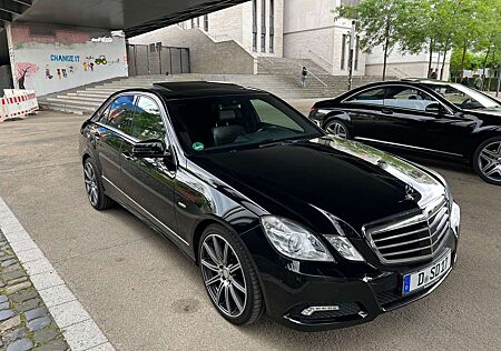 Mercedes-Benz E 350 E+350+CGI+BlueEFFICIENCY+7G-TRONIC+Avantgarde