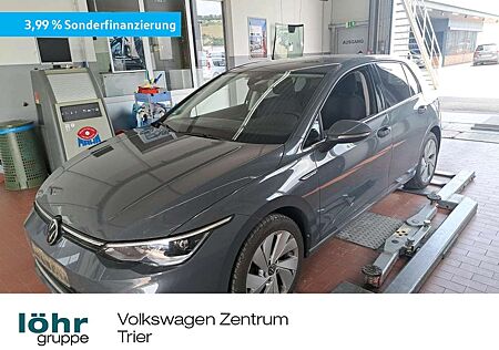 VW Golf Volkswagen VIII 2.0 TDI DSG Style AHK, Navi, ZGV