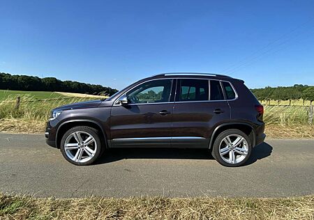 VW Tiguan Volkswagen Lounge Sport & Style BMT