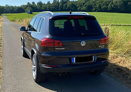 VW Tiguan Volkswagen Lounge Sport & Style BMT