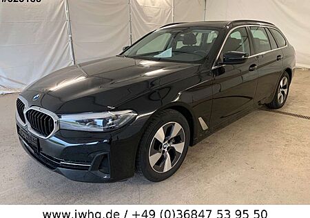 BMW 520 LED 17" Nav+ CockpProf ACC behLenkrad Kamera