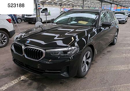 BMW 520 LED 17" Nav+ CockpProf ACC behLenkrad Kamera