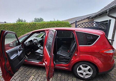 Ford S-Max 2.0 TDCi DPF Titanium