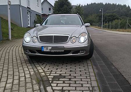 Mercedes-Benz E 220 T CDI Automatik Elegance DPF
