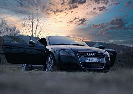 Audi TT Coupe 1.8 T quattro