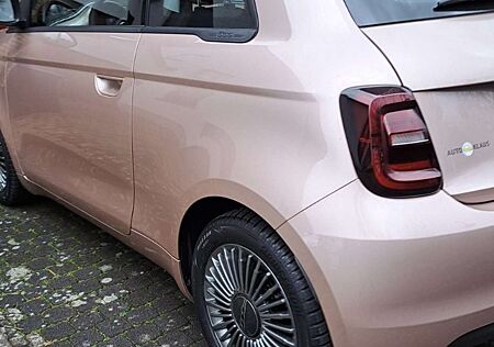 Fiat 500E 42kWh 3+1 icon RoseGold