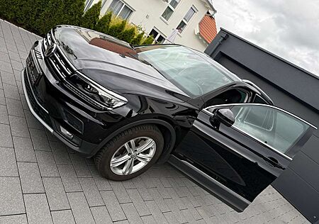 VW Tiguan Volkswagen 2.0 TDI SCR 140kW DSG 4MOTION Highline