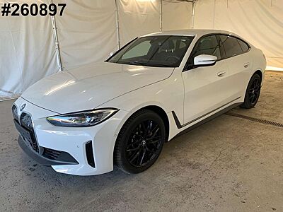 BMW i4 GC 40e Drive AHK | KAMERA | DRIVING-A | LEDER