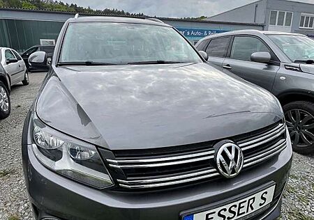VW Tiguan Volkswagen Sport & Style BMT