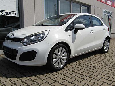 Kia Rio Attract, KD und TÜV/AU neu, Allwetterreifen neu