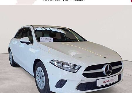 Mercedes-Benz A 180 d 7G-DCT NAVI PDC KAM