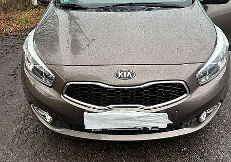Kia XCeed Ceed SW / cee'd SW Ceed 1.6 GDI DCT SWSpirit
