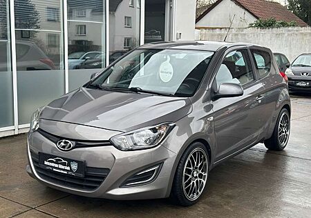 Hyundai i20 * 2.Hand / Klima / Garantie *