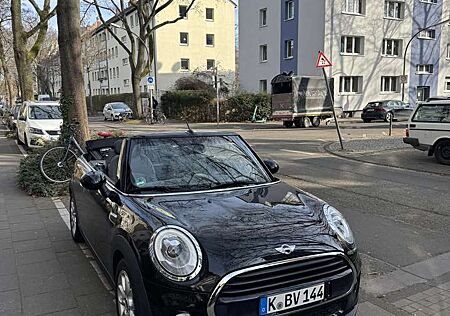 Mini Cooper Cabrio Automatik 8fach bereift