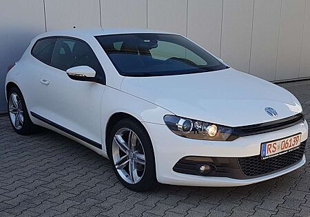 VW Scirocco Volkswagen 1.4 TSI DSG*STEUERKETTE-INSP.TÜV NEU*