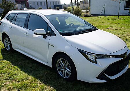 Toyota Corolla 1.8 Hybrid Touring Sports Team Deutschland