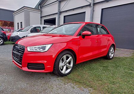 Audi A1 design/Navi/Automatic/SHZ/PDC/wenig KM