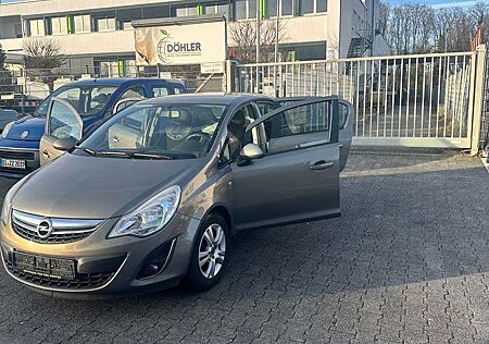 Opel Corsa 1.4 16V Color Stripes
