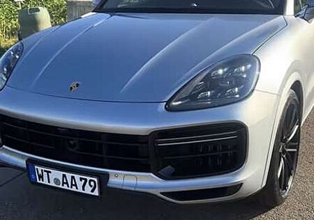 Porsche Cayenne Turbo S Tiptronic