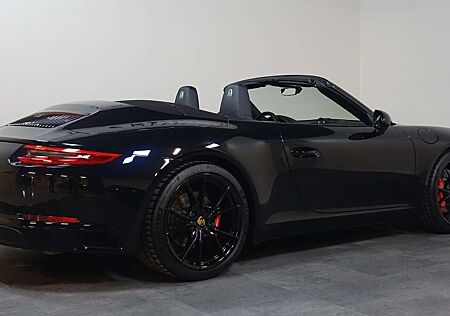 Porsche 991 911 Carrera 4 Cabriolet PDK