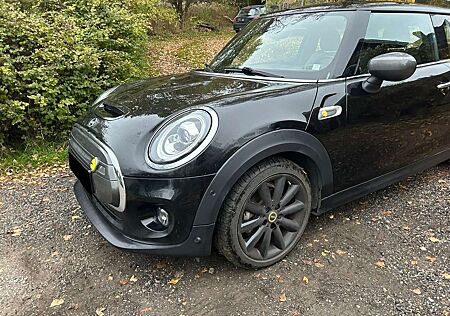 Mini Cooper SE Trim S