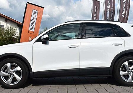Audi Q3 35 TDI quattro / Sehr gepflegt / Pano